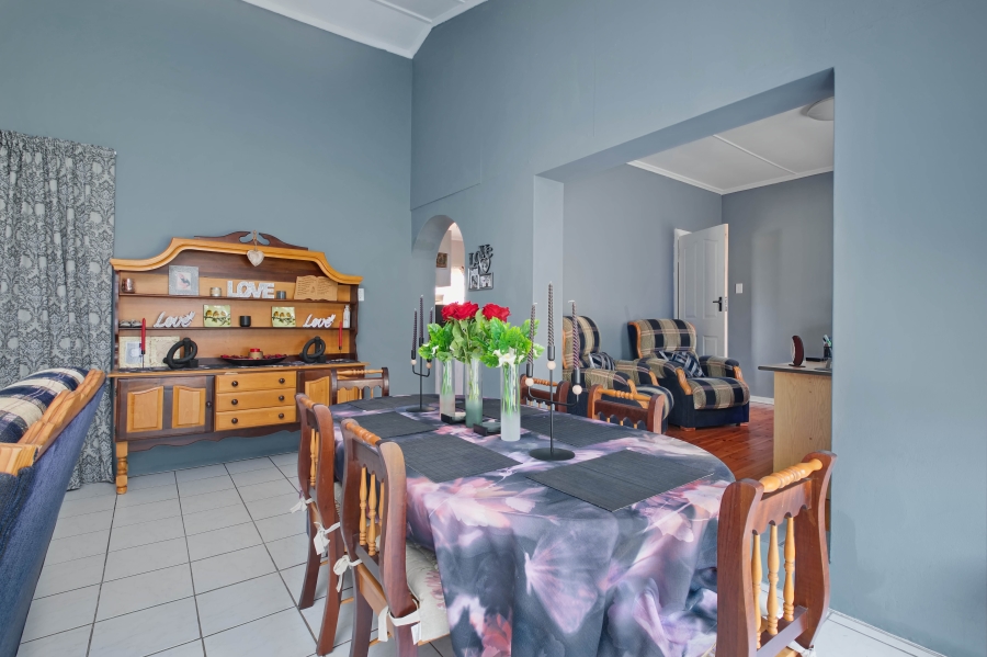 3 Bedroom Property for Sale in Heuwelkruin Eastern Cape